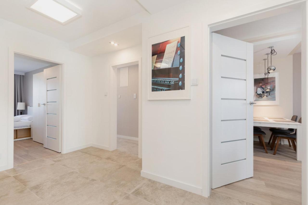 Apartament Z Widokiem Na Port Swinoujscie By Noclegi Renters Exteriér fotografie