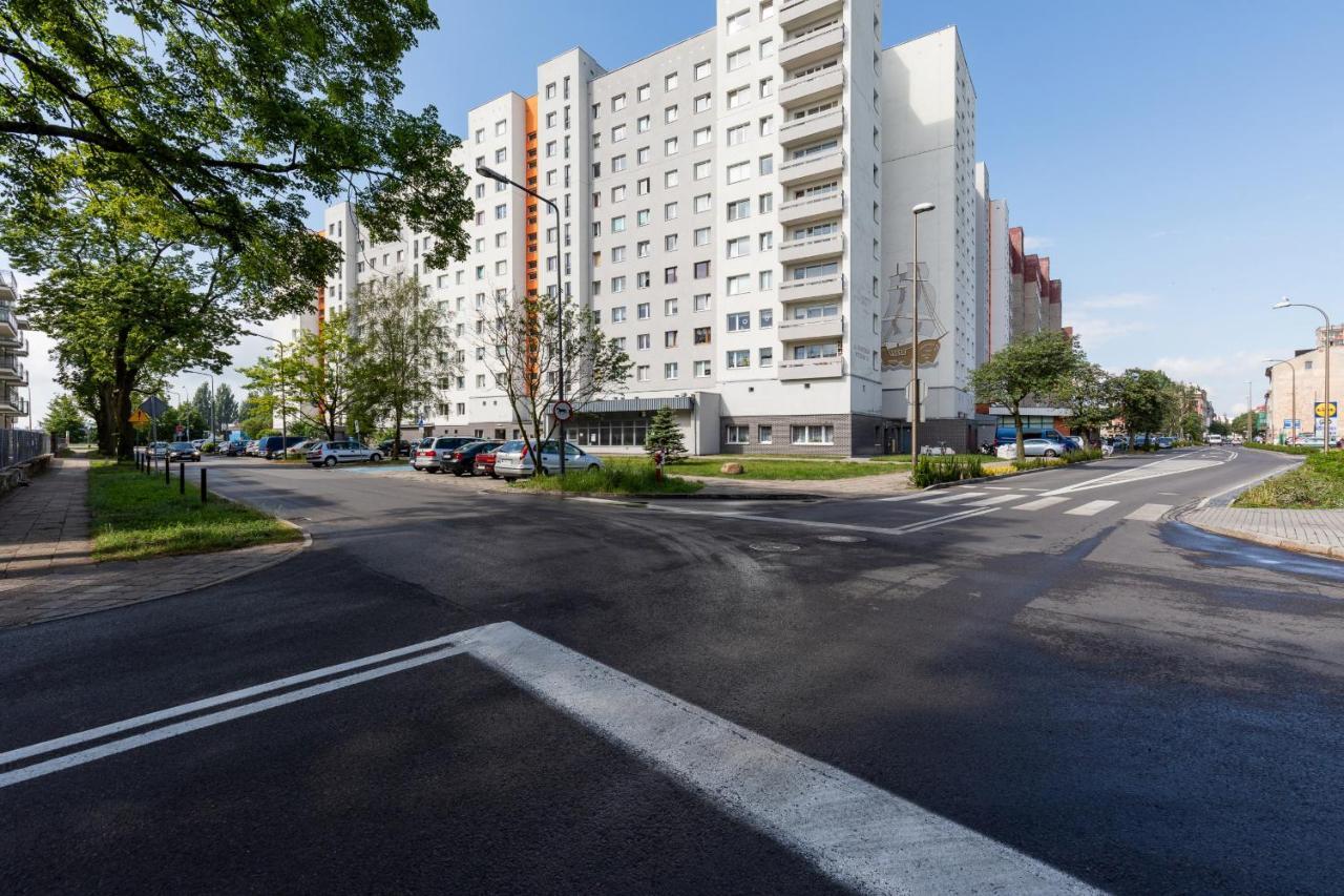 Apartament Z Widokiem Na Port Swinoujscie By Noclegi Renters Exteriér fotografie